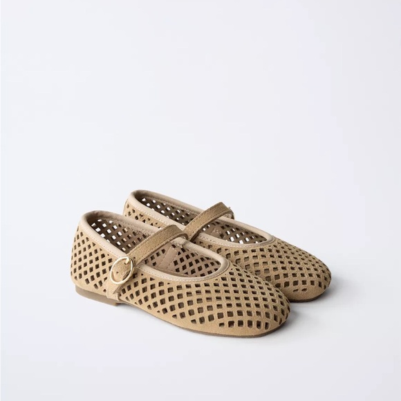 Zara Kids Beige Openwork Leather Ballet Flats - Picture 3 of 9